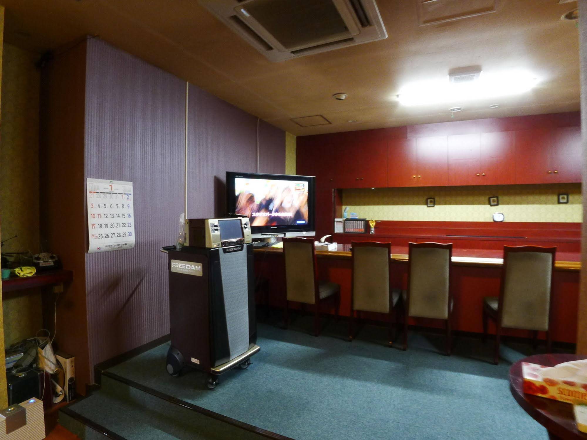 New Makomo Hotel