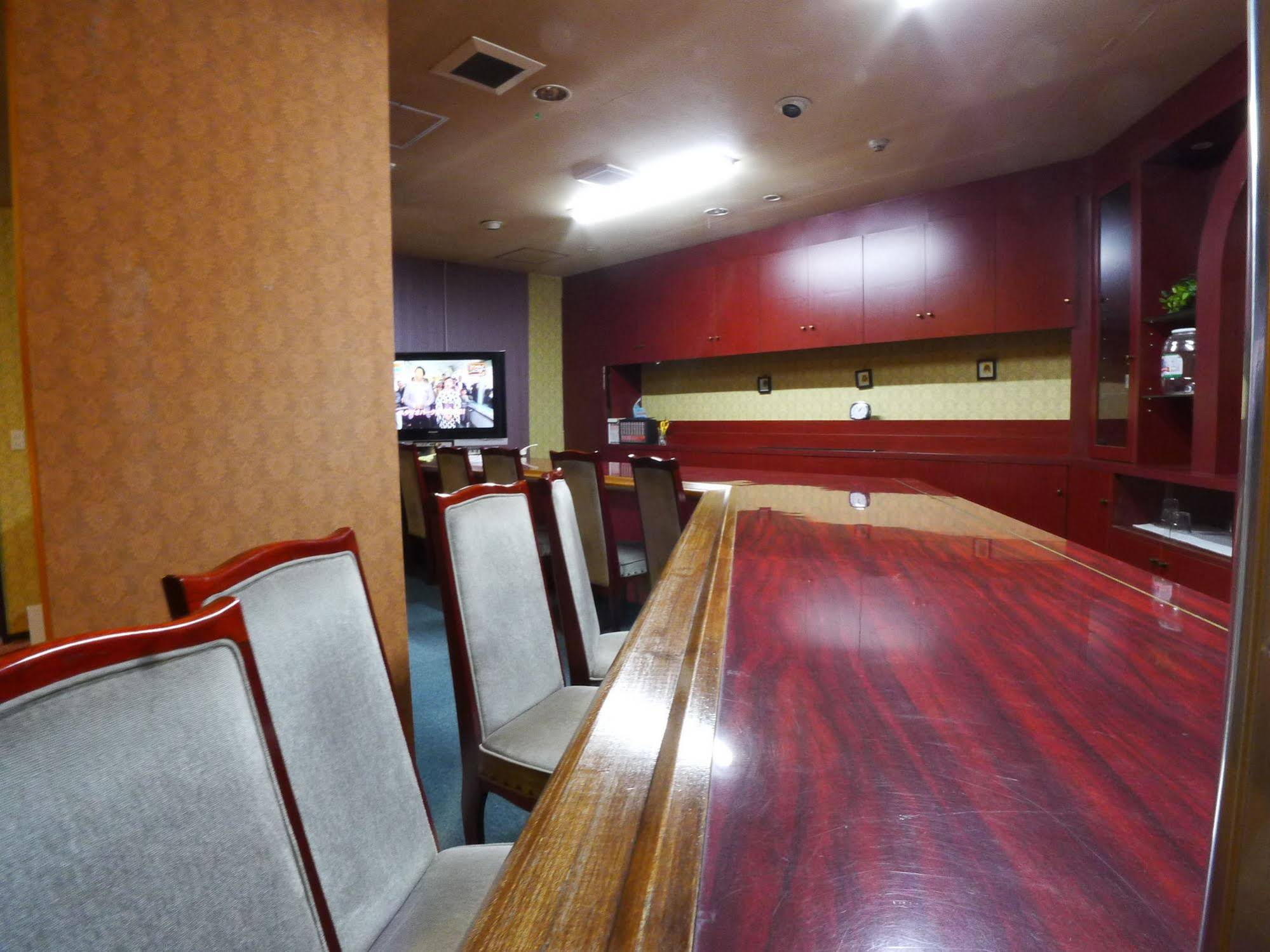 New Makomo Hotel