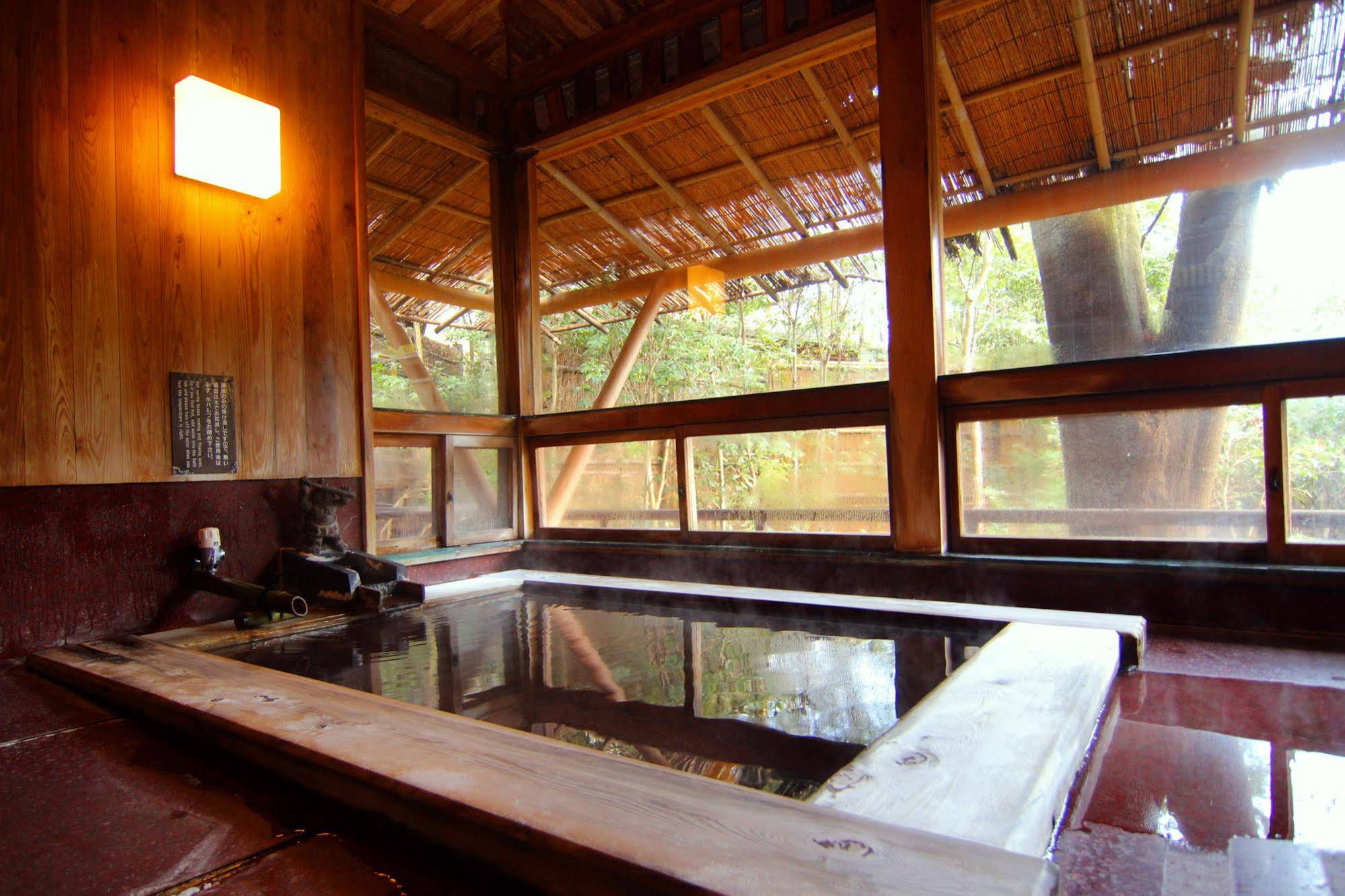 Izukogen Hanafubuki Ryokan