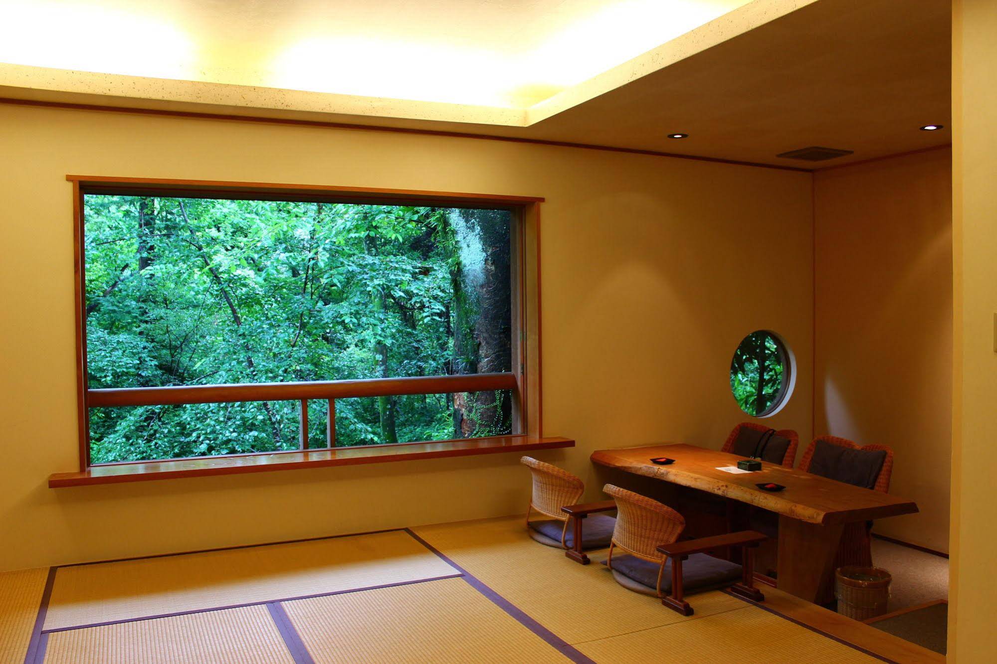 Izukogen Hanafubuki Ryokan