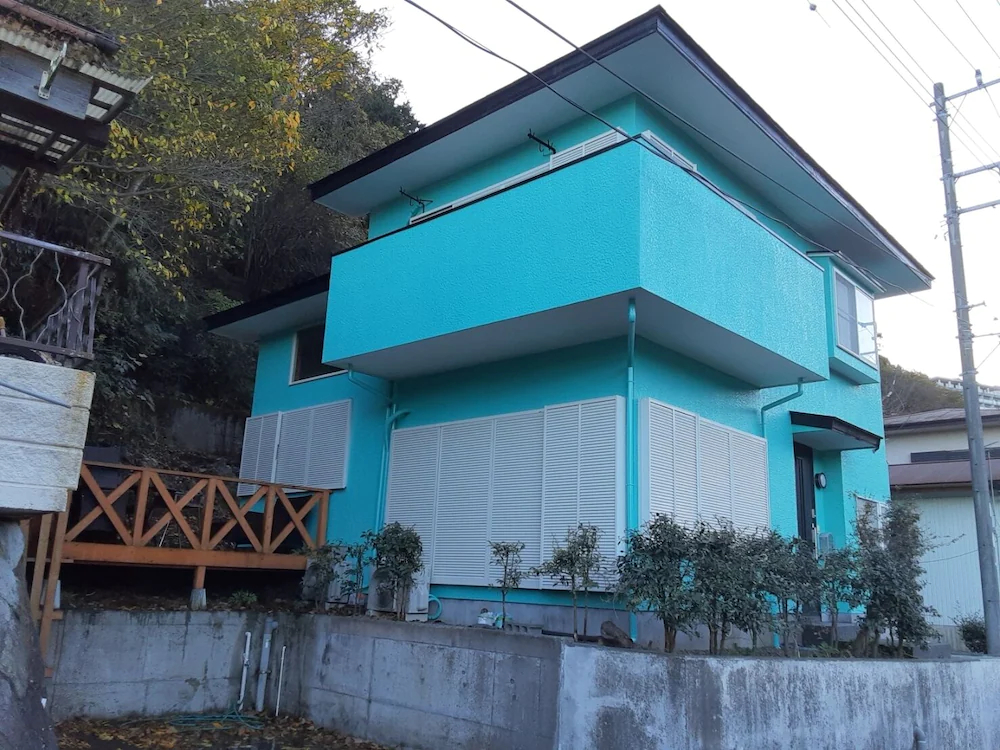 Villent Izu Usami