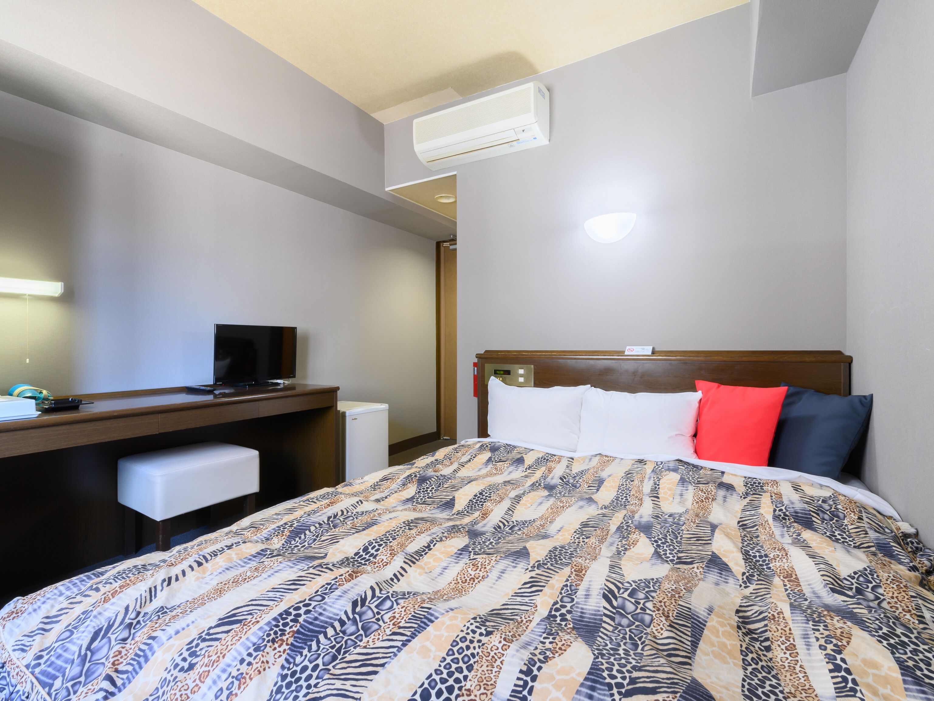Tabist IWATA Station Hotel