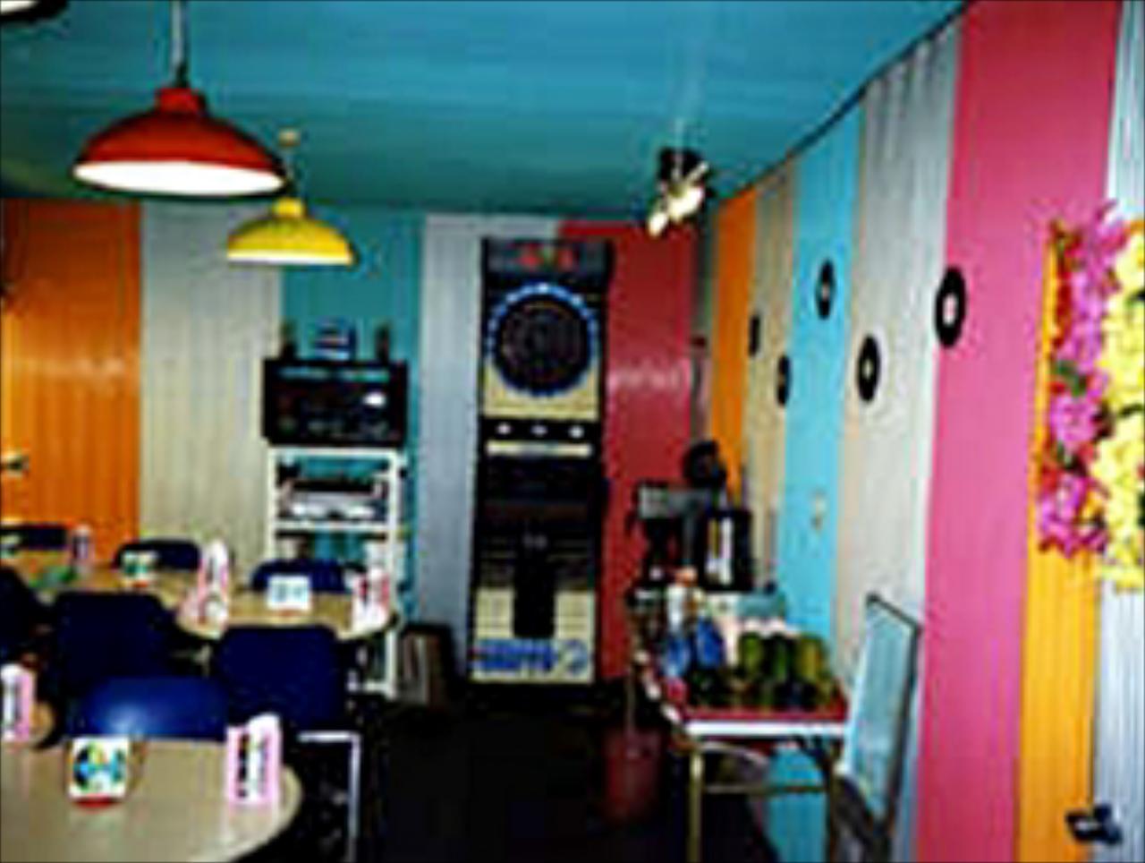 N.Y. Soho Cafe Style INN.Marty Mouse