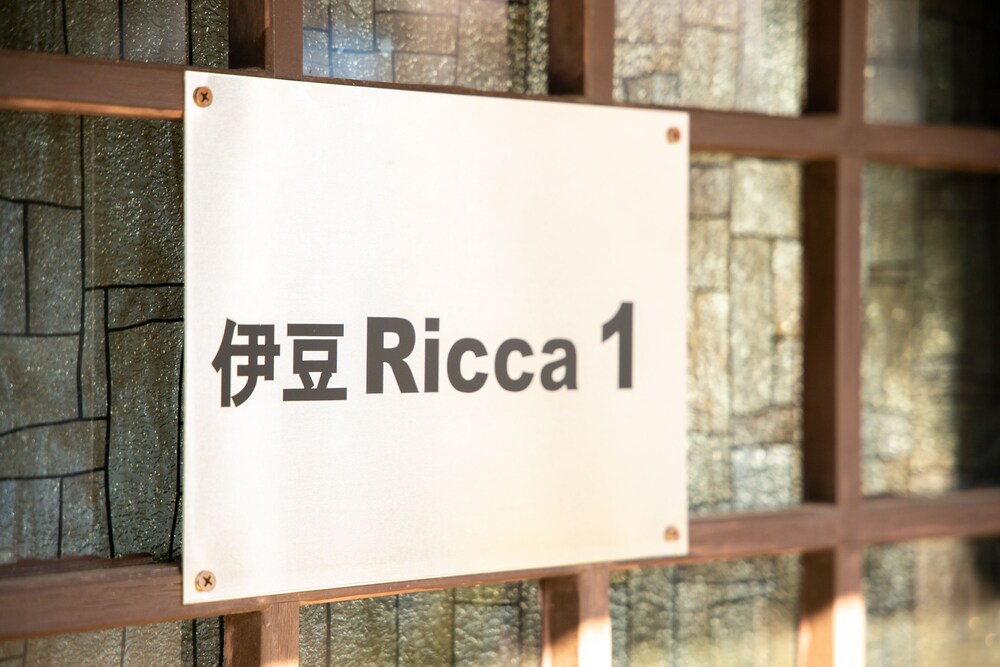 Izu Ricca