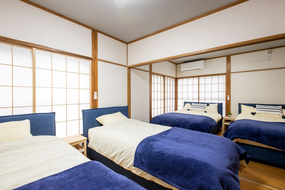 Izu Ricca