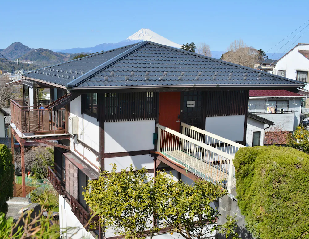 Izu Ricca