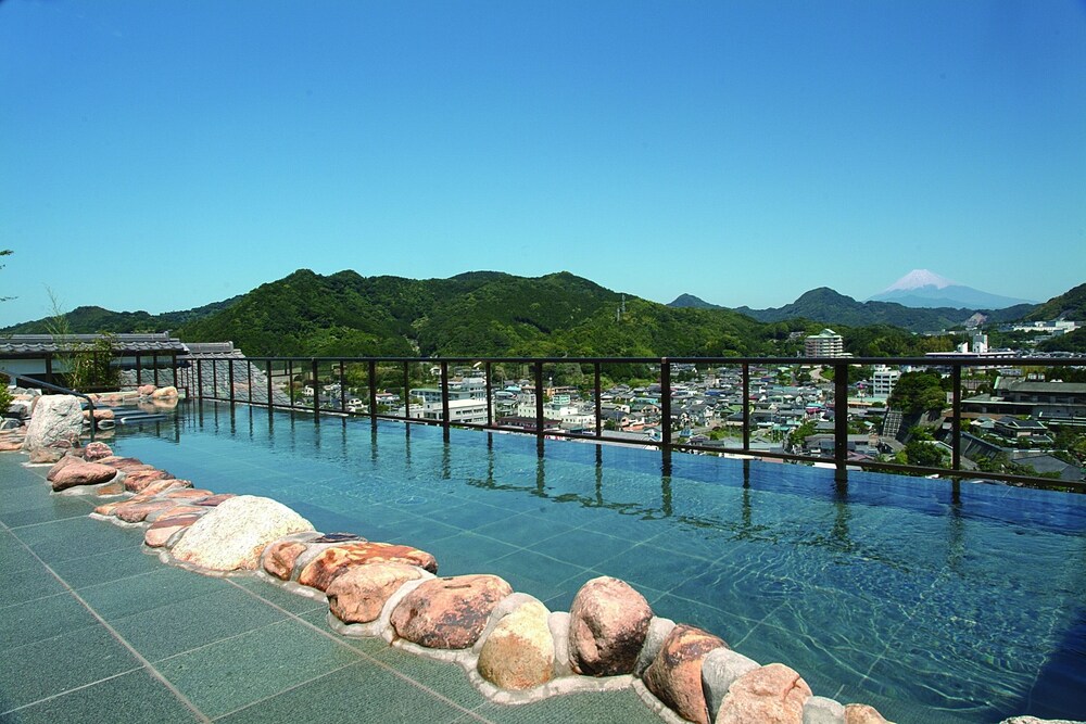New Hakkeien Hotel