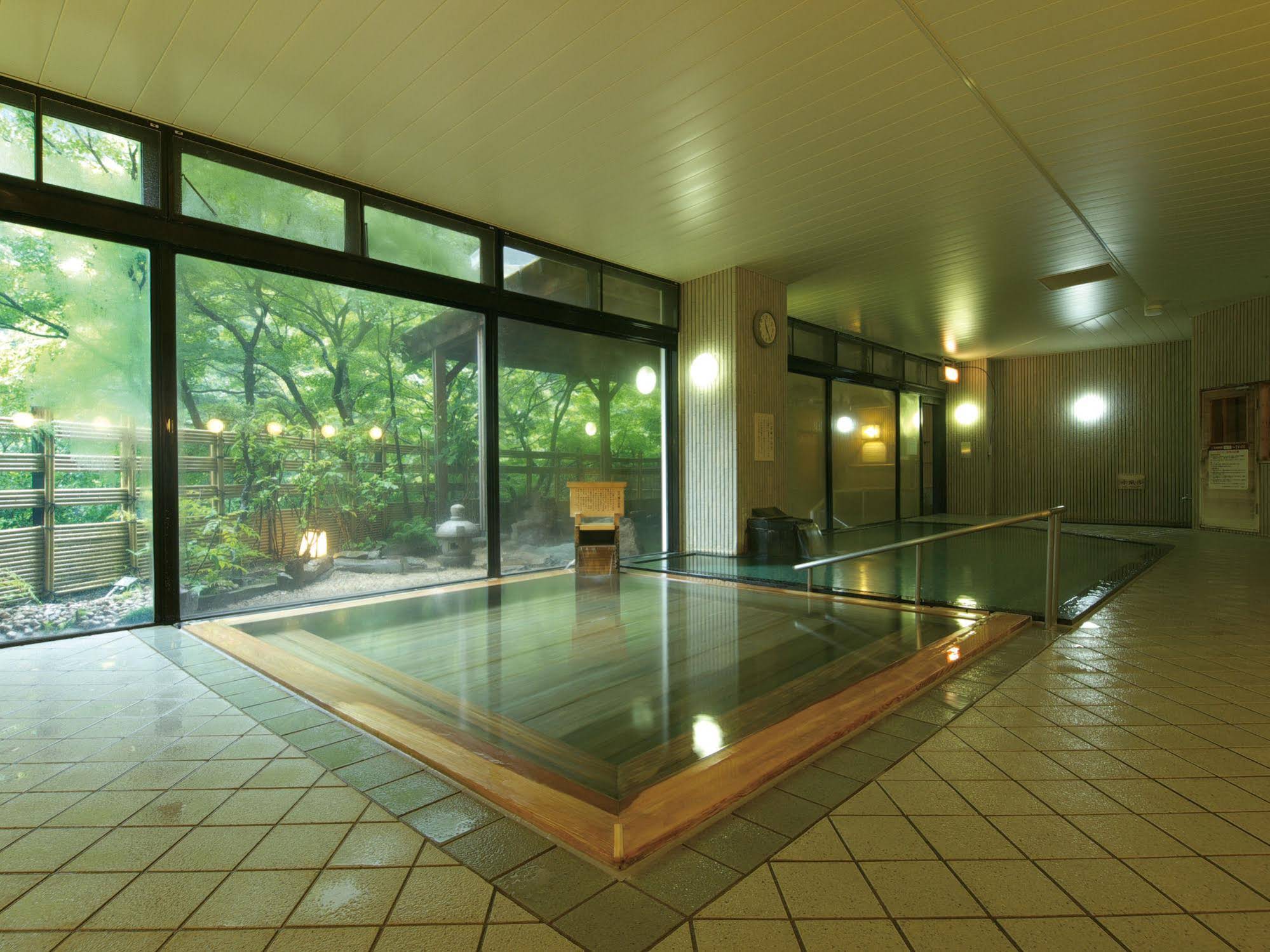Kajikaso Royal Hotel