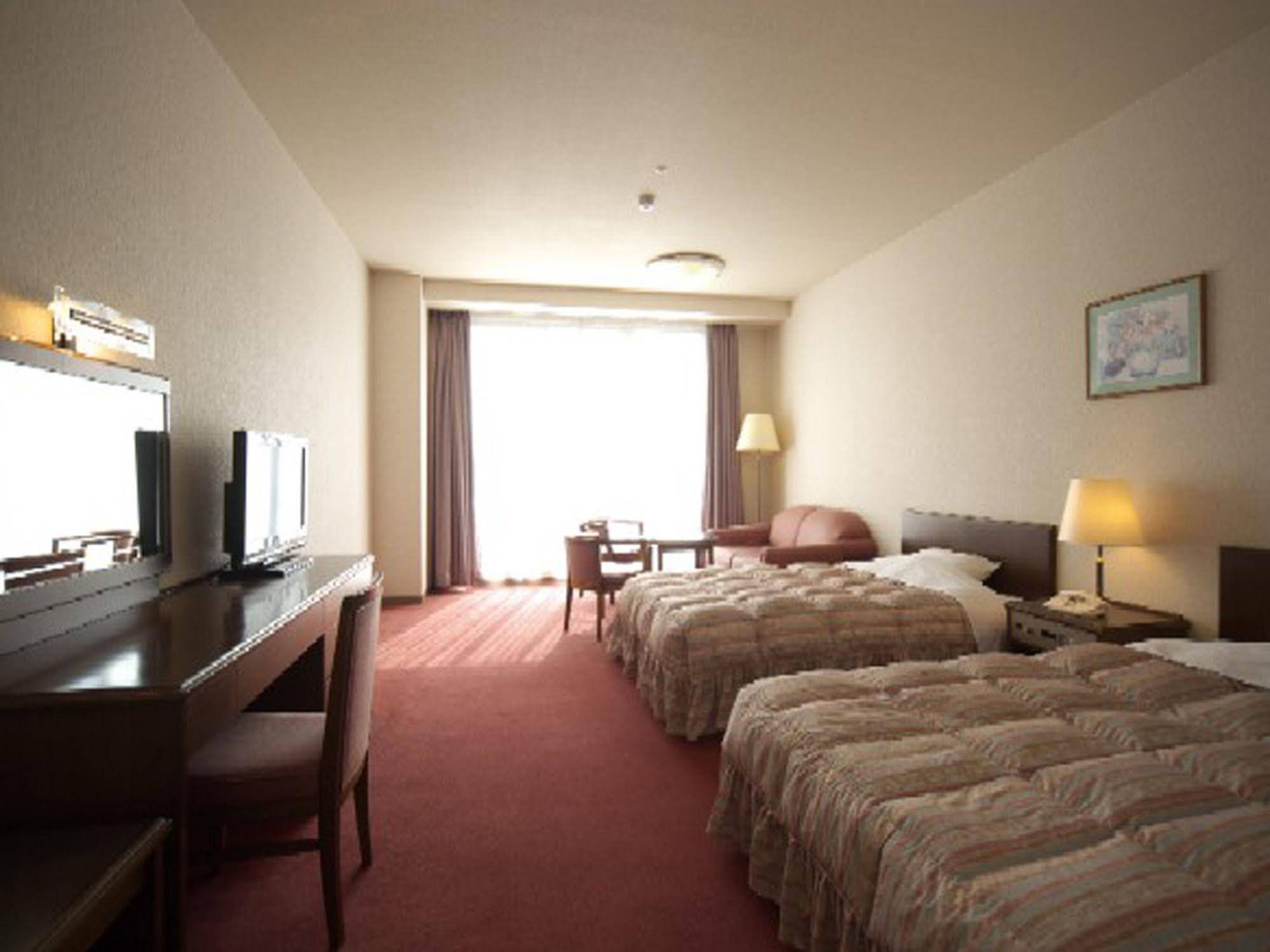 Kajikaso Royal Hotel
