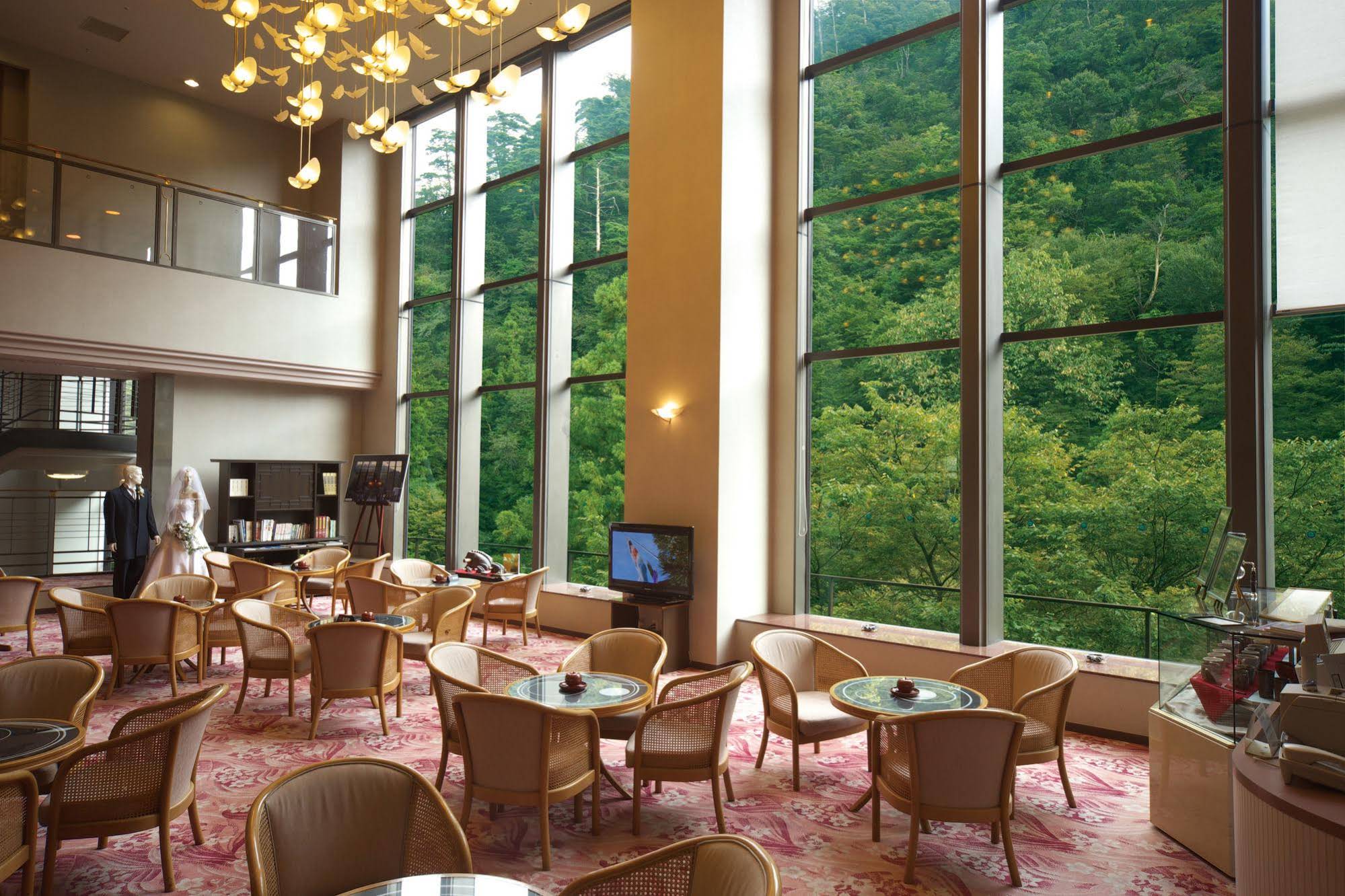 Kajikaso Royal Hotel