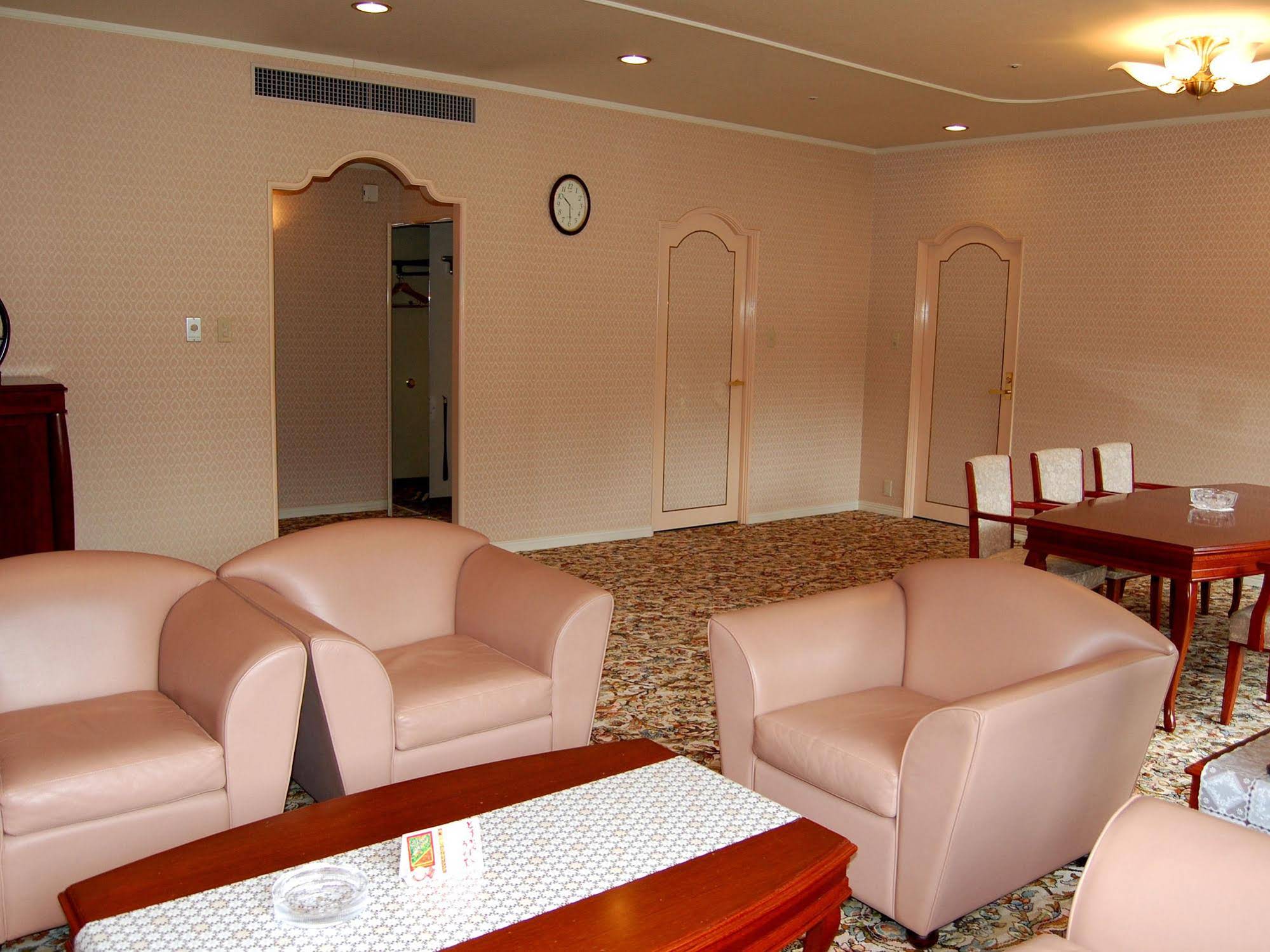 Kajikaso Royal Hotel