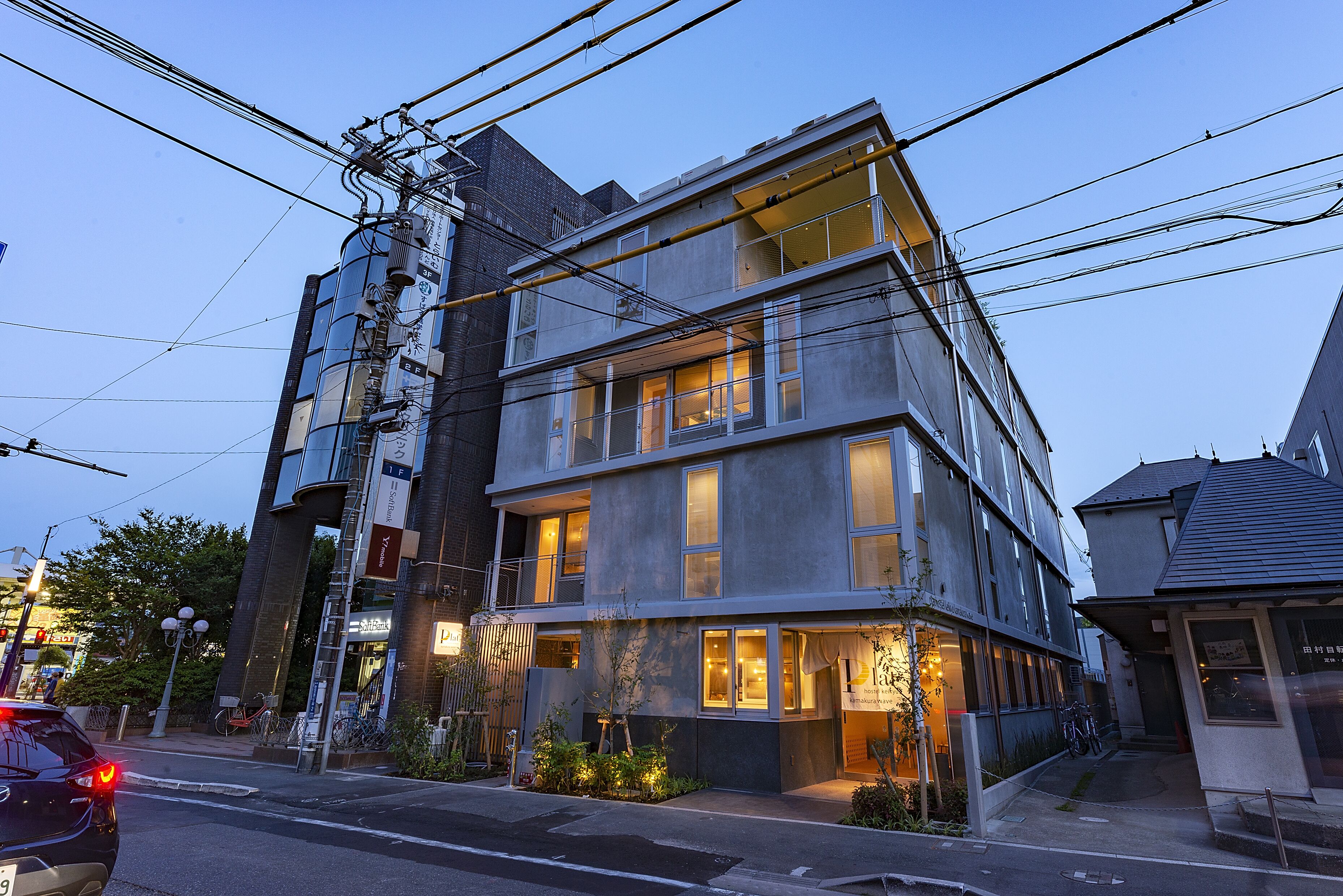 Plat hostel keikyu kamakura wave