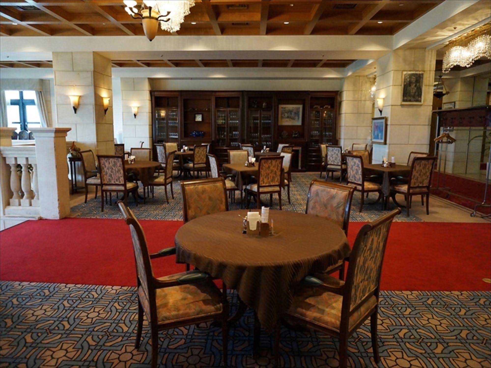 Nanki Shirahama Resort Hotel