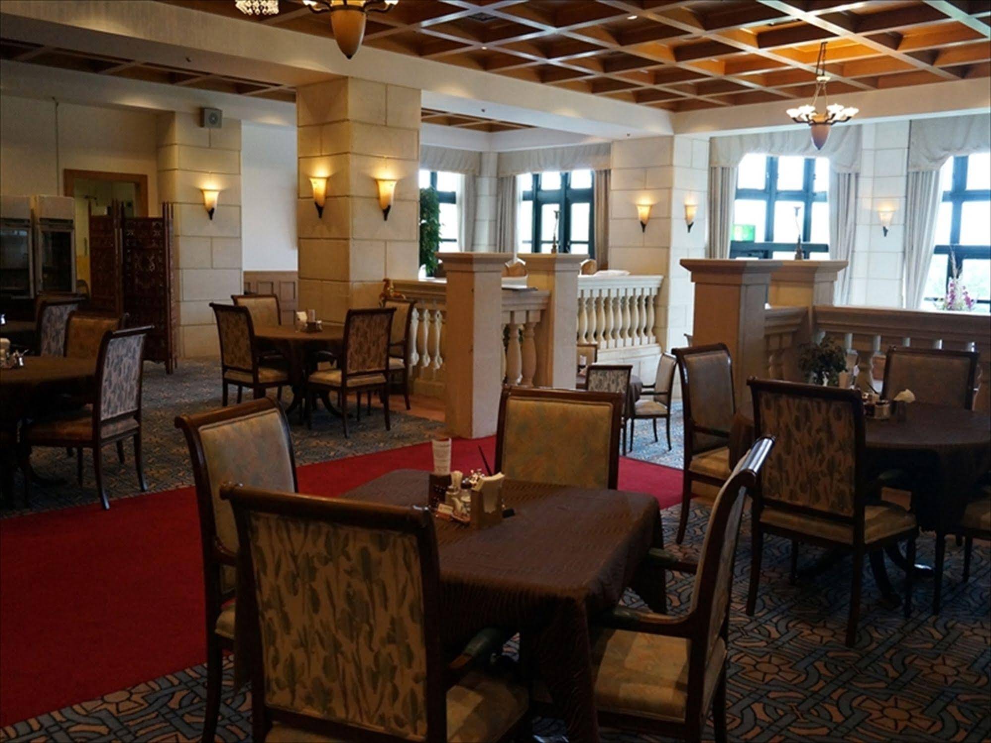 Nanki Shirahama Resort Hotel