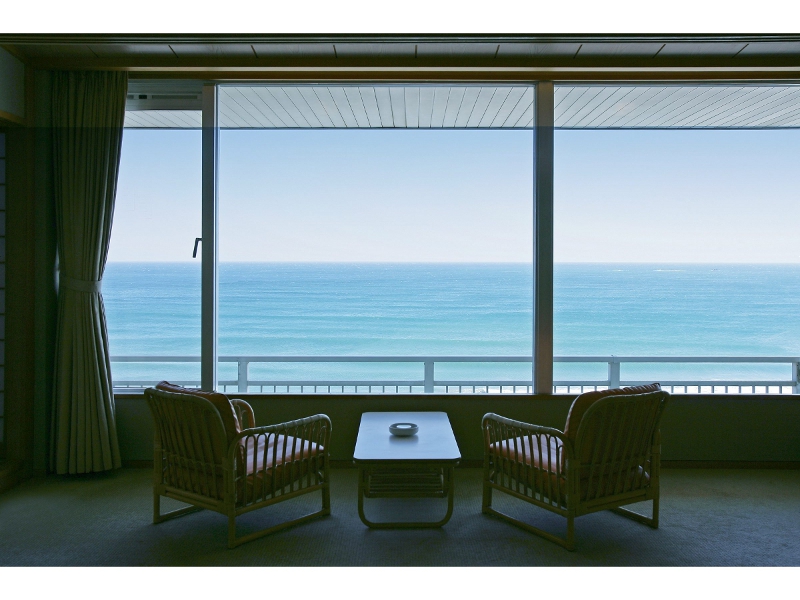 Kamogawa Grand Tower