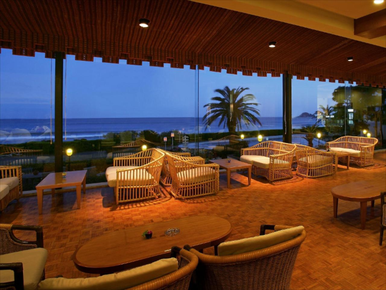 Kamogawa Grand Hotel