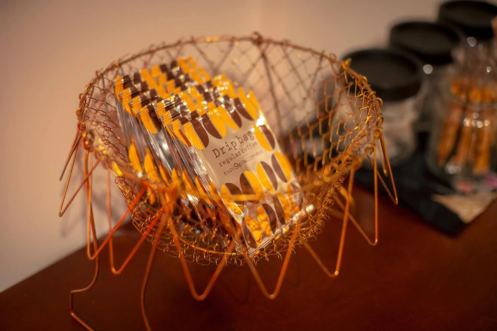 Hotel Trim-Caters To Women