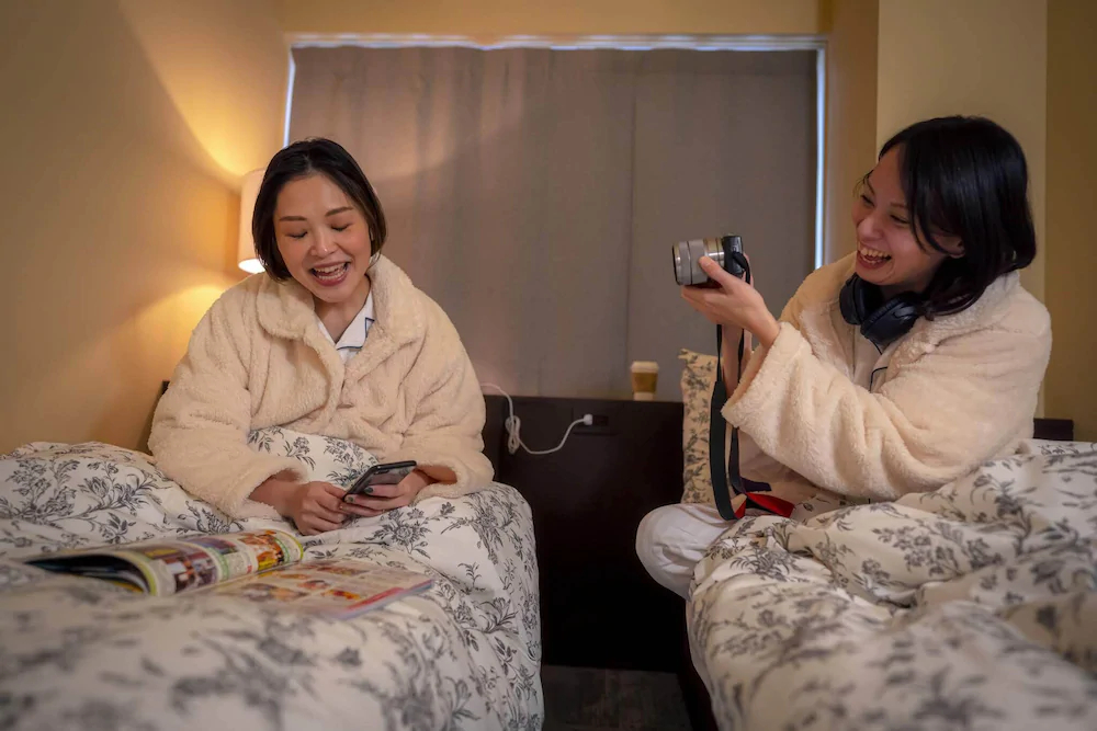 Hotel Trim-Caters To Women