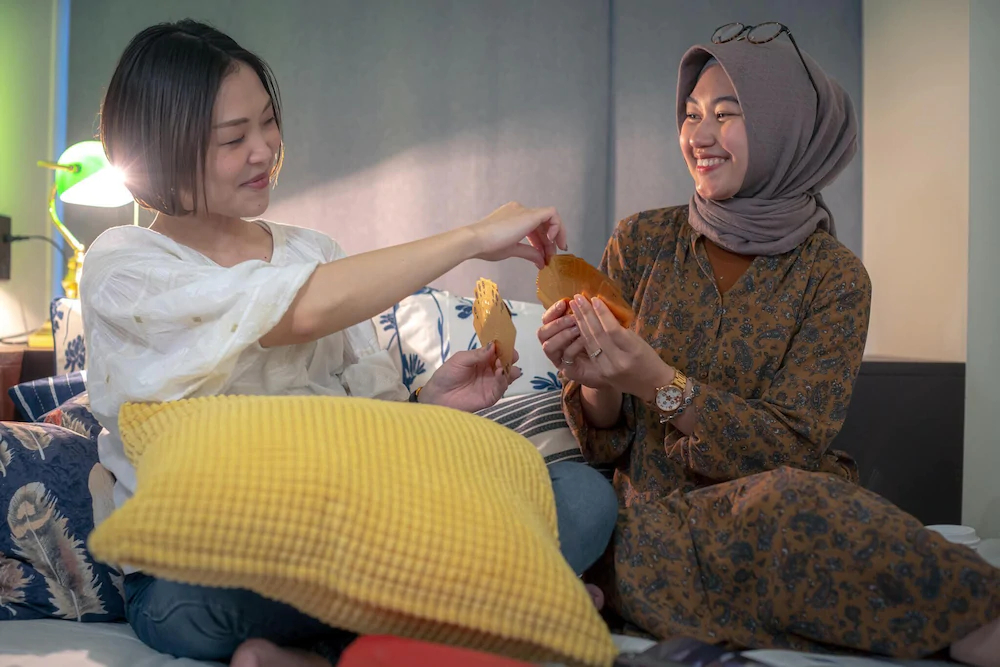 Hotel Trim-Caters To Women