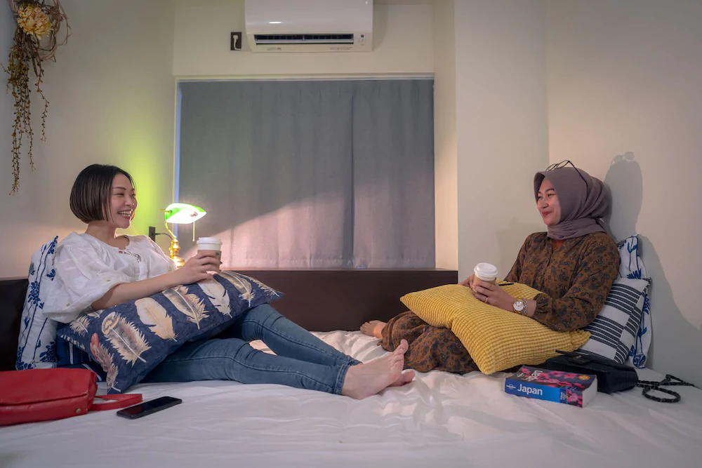 Hotel Trim-Caters To Women