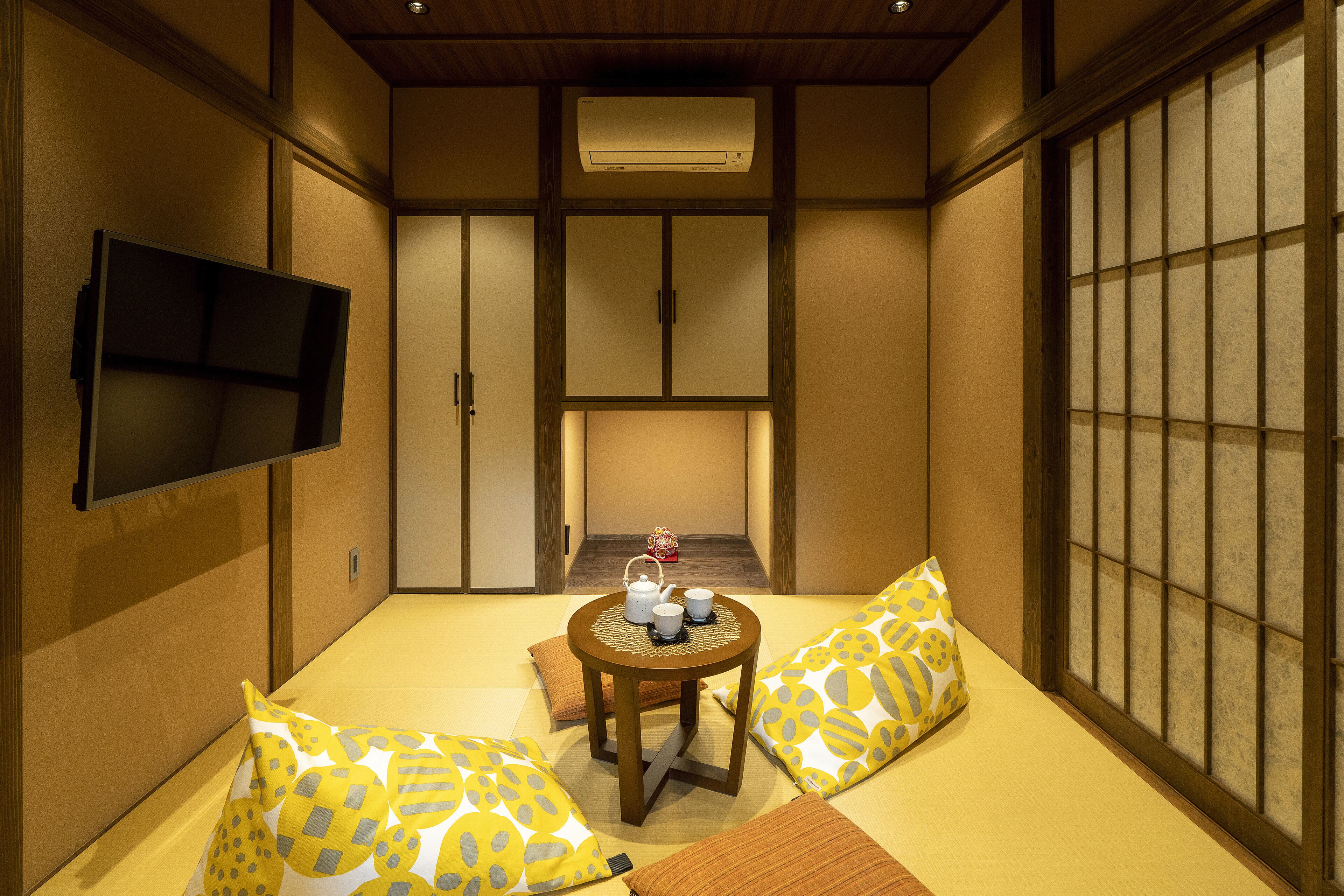 Kagabi  Machiya House