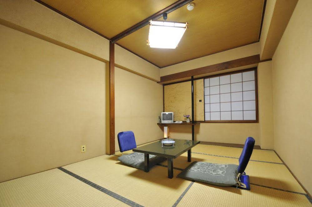 Nakayasu Ryokan