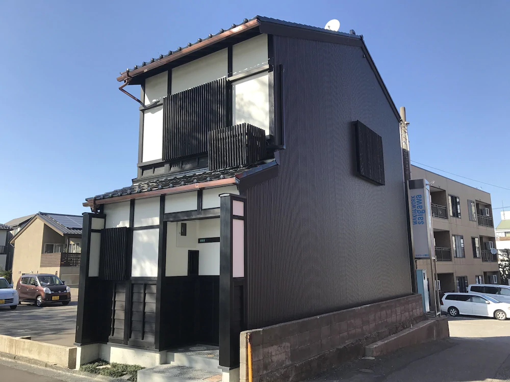 Saigawa House