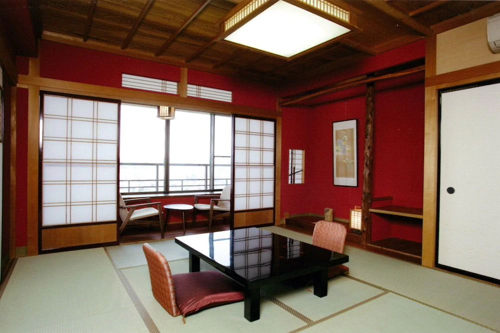 Yuyarurusaisai