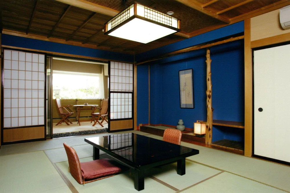 Yuyarurusaisai