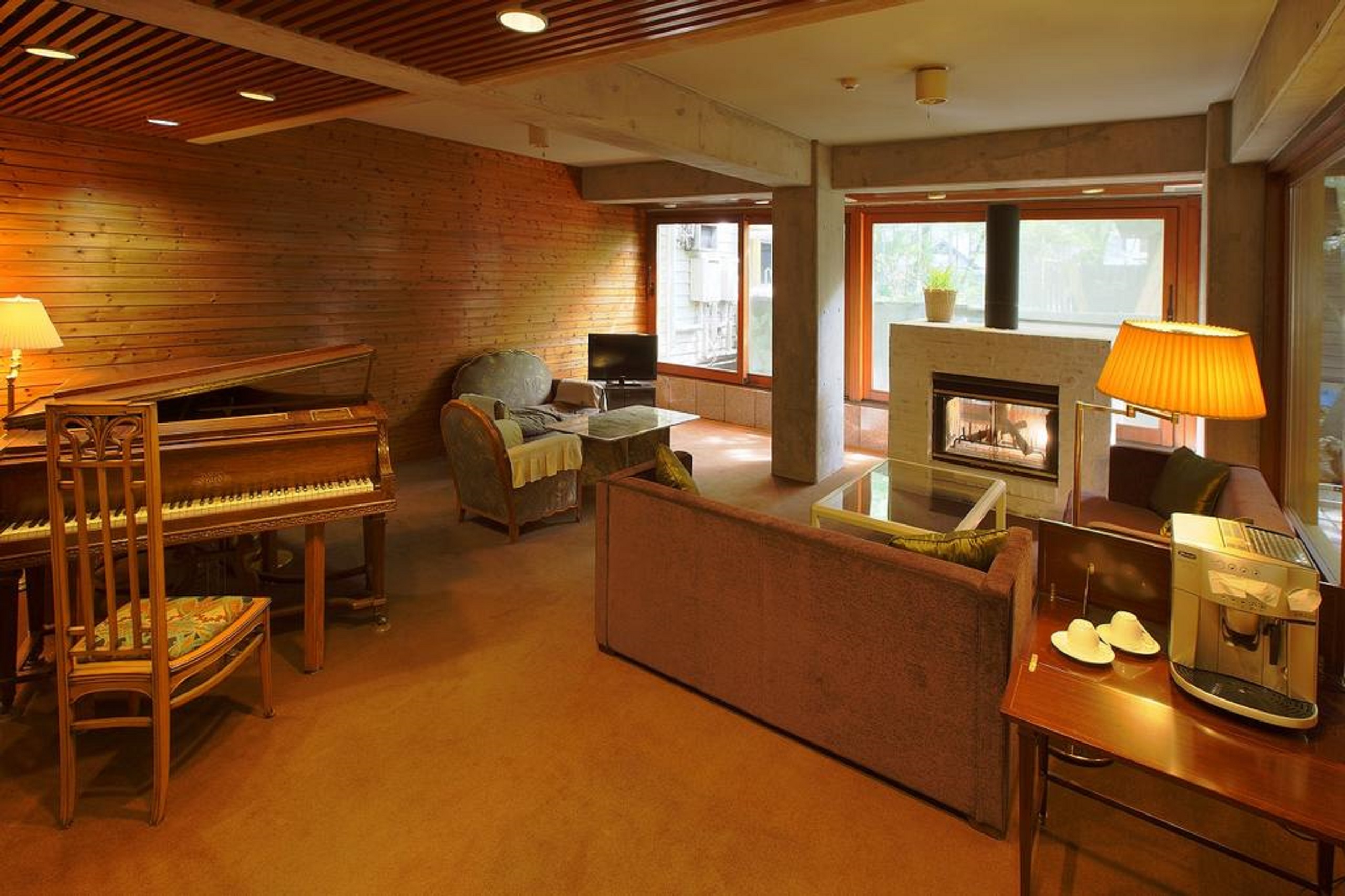 Kyu Karuizawa Hotel Shinonome Salon