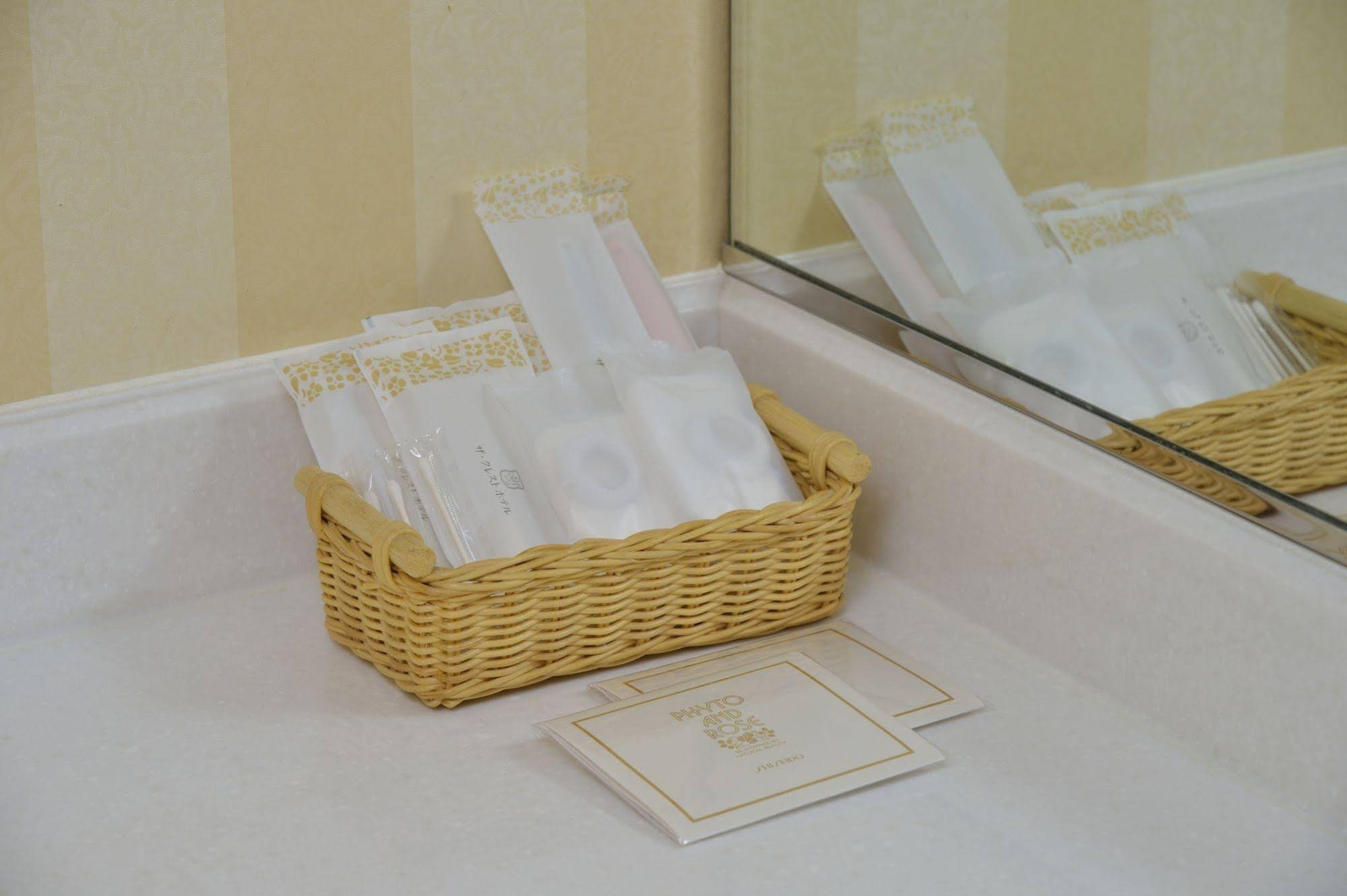 The Crest Hotel Kashiwa