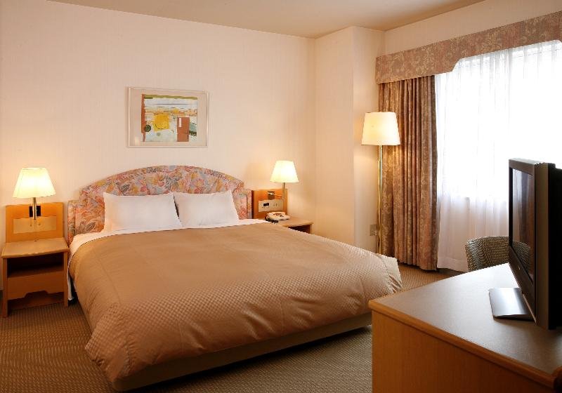 Jr-East Hotel Mets Kawasaki