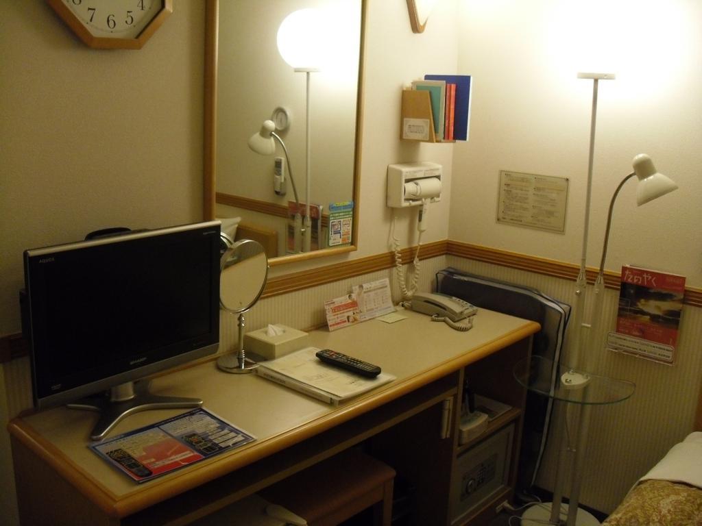 Toyoko Inn Kawasaki Ekimae Shiyakusho Dori