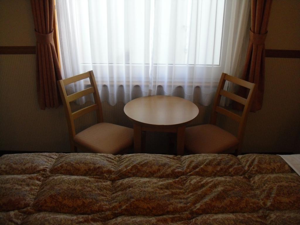 Toyoko Inn Kawasaki Ekimae Shiyakusho Dori