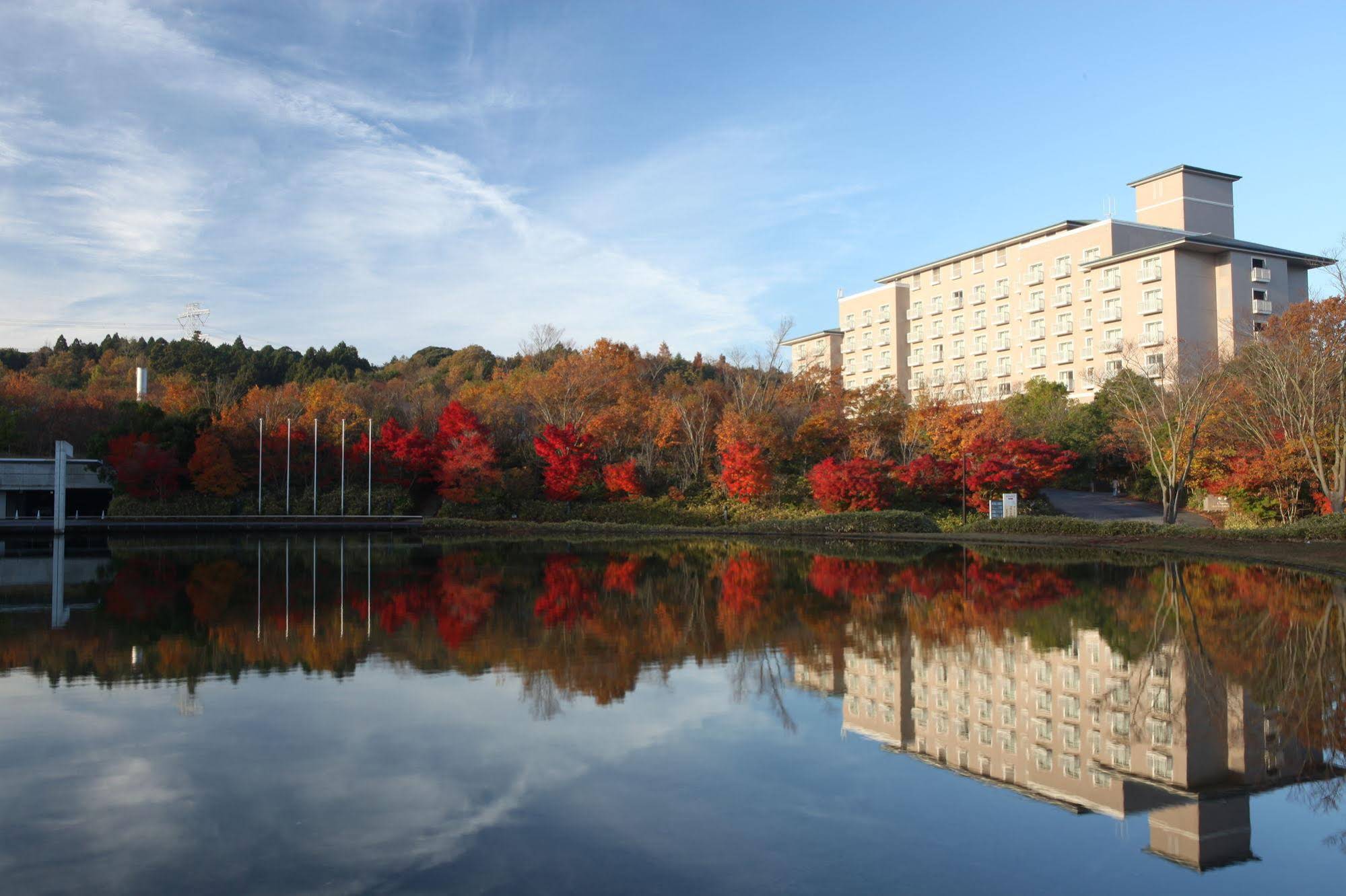 Okura Akademia Park Hotel