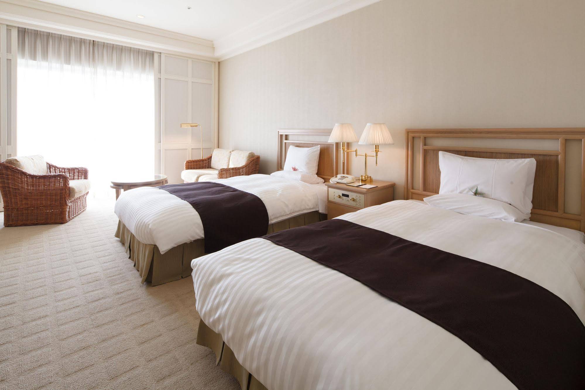 Okura Akademia Park Hotel