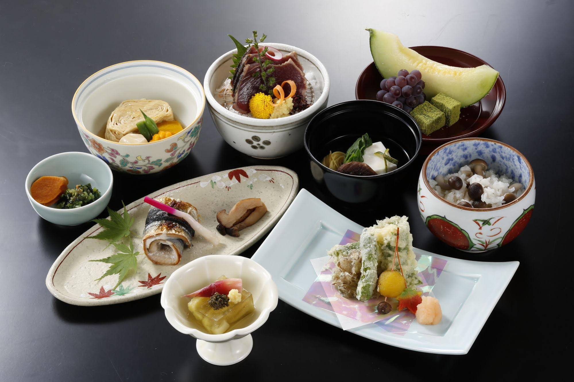 Okura Akademia Park Hotel
