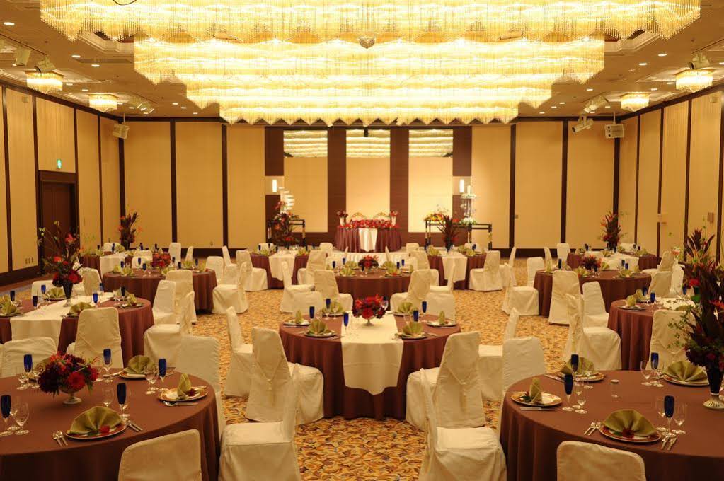 Hotel Crown Palais Kofu