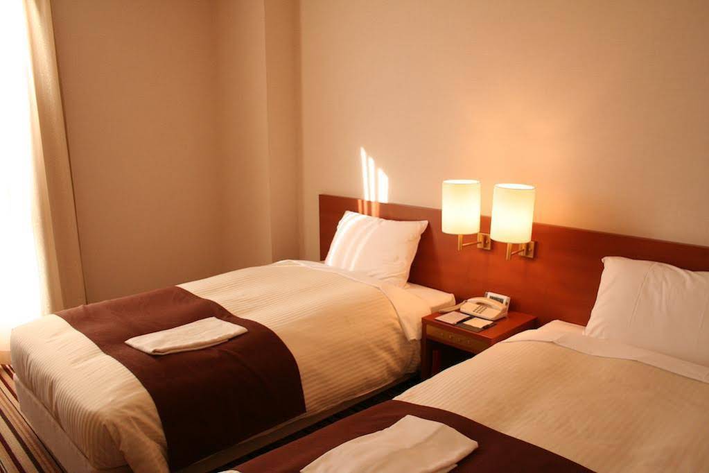 Hotel Crown Palais Kofu