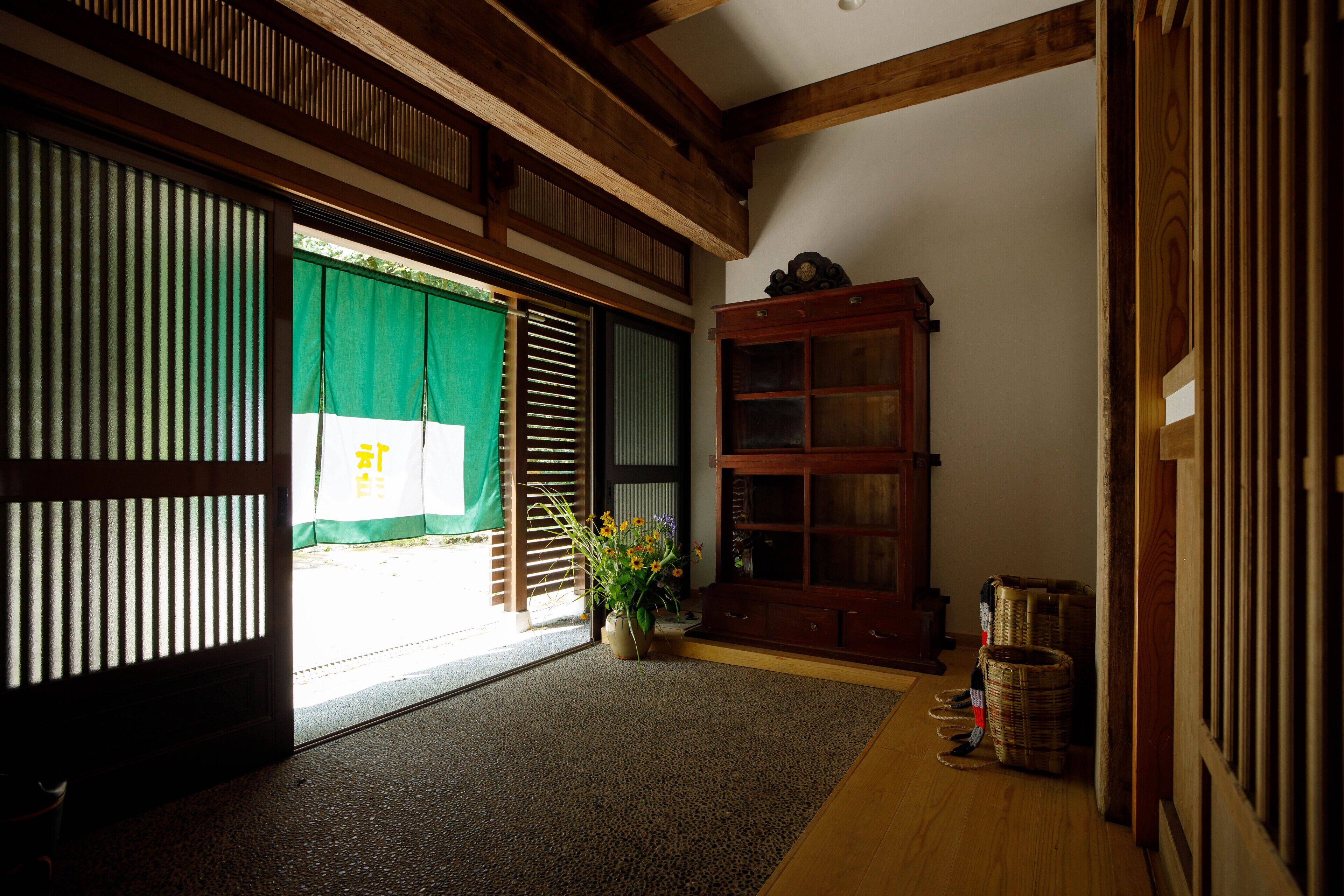 Denpaku Komatsu