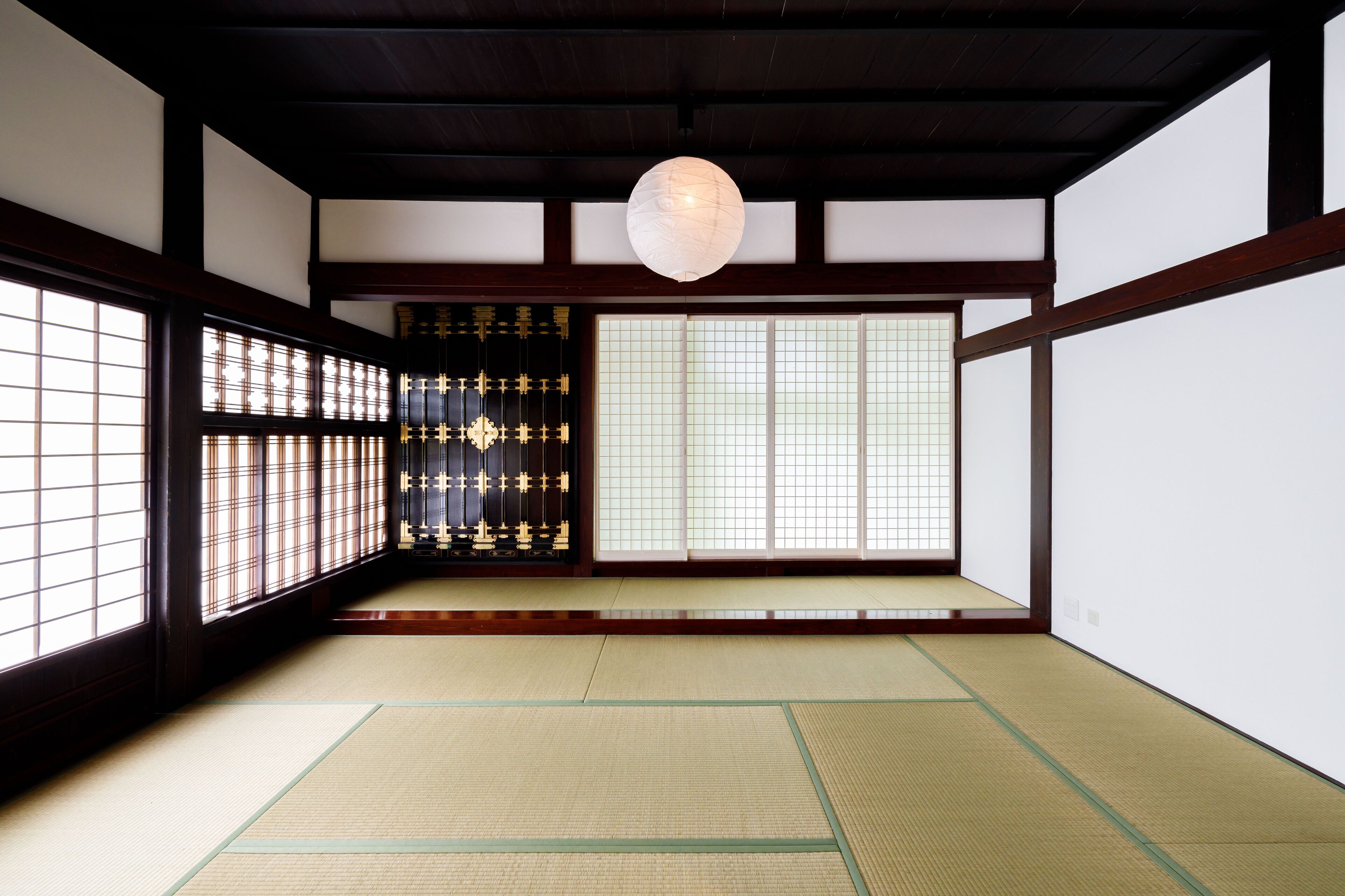 Denpaku Komatsu