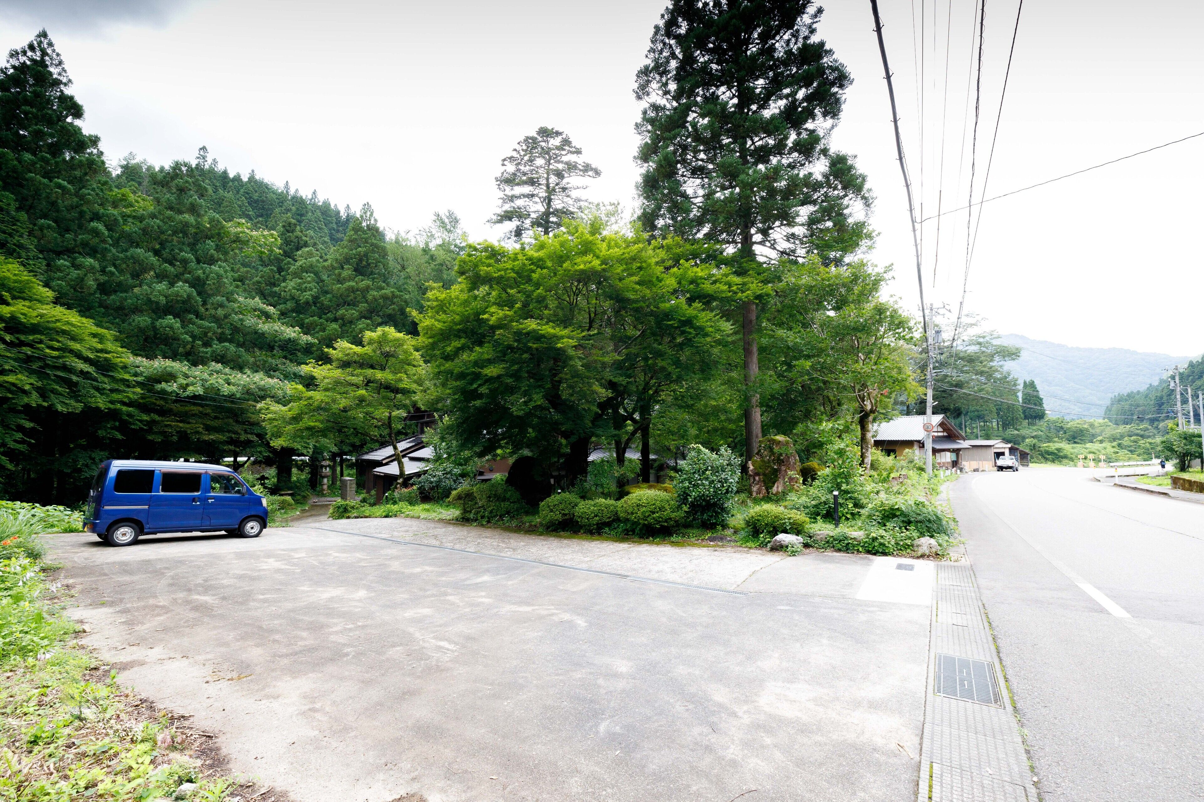 Denpaku Komatsu