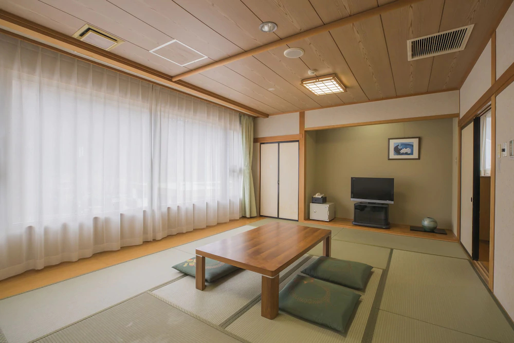 Yutoriro Bandai Atami