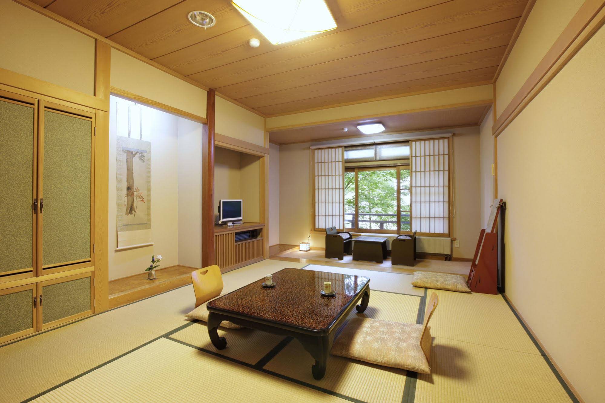Kusatsu Hotel