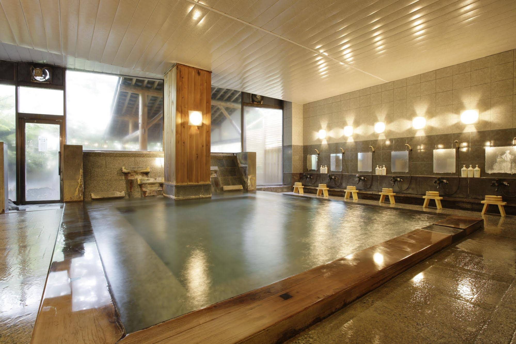 Kusatsu Hotel