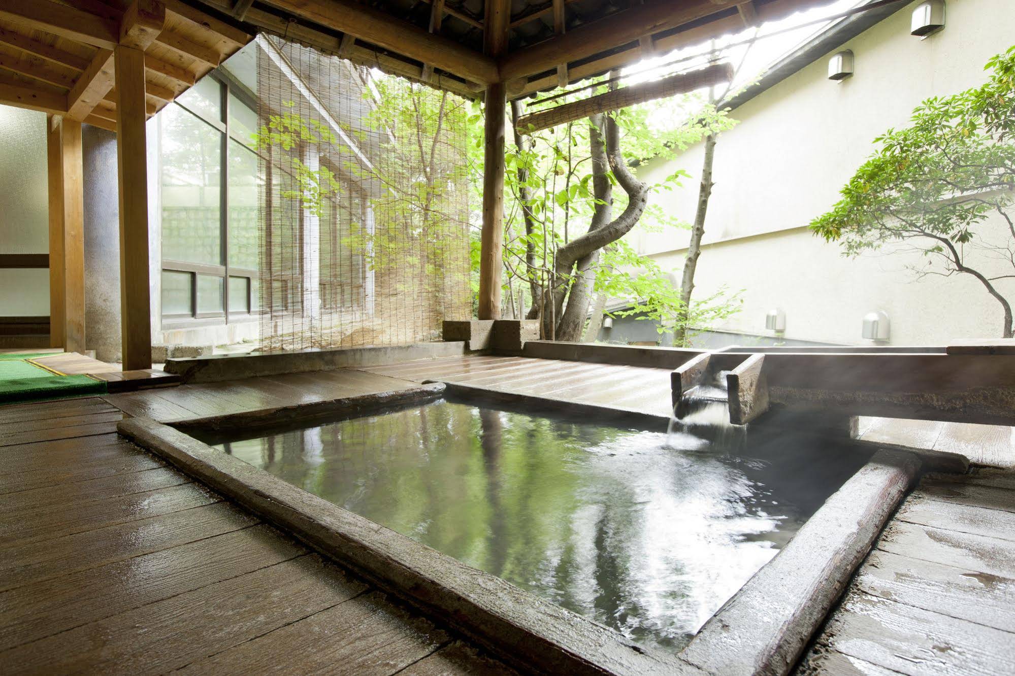 Kusatsu Hotel
