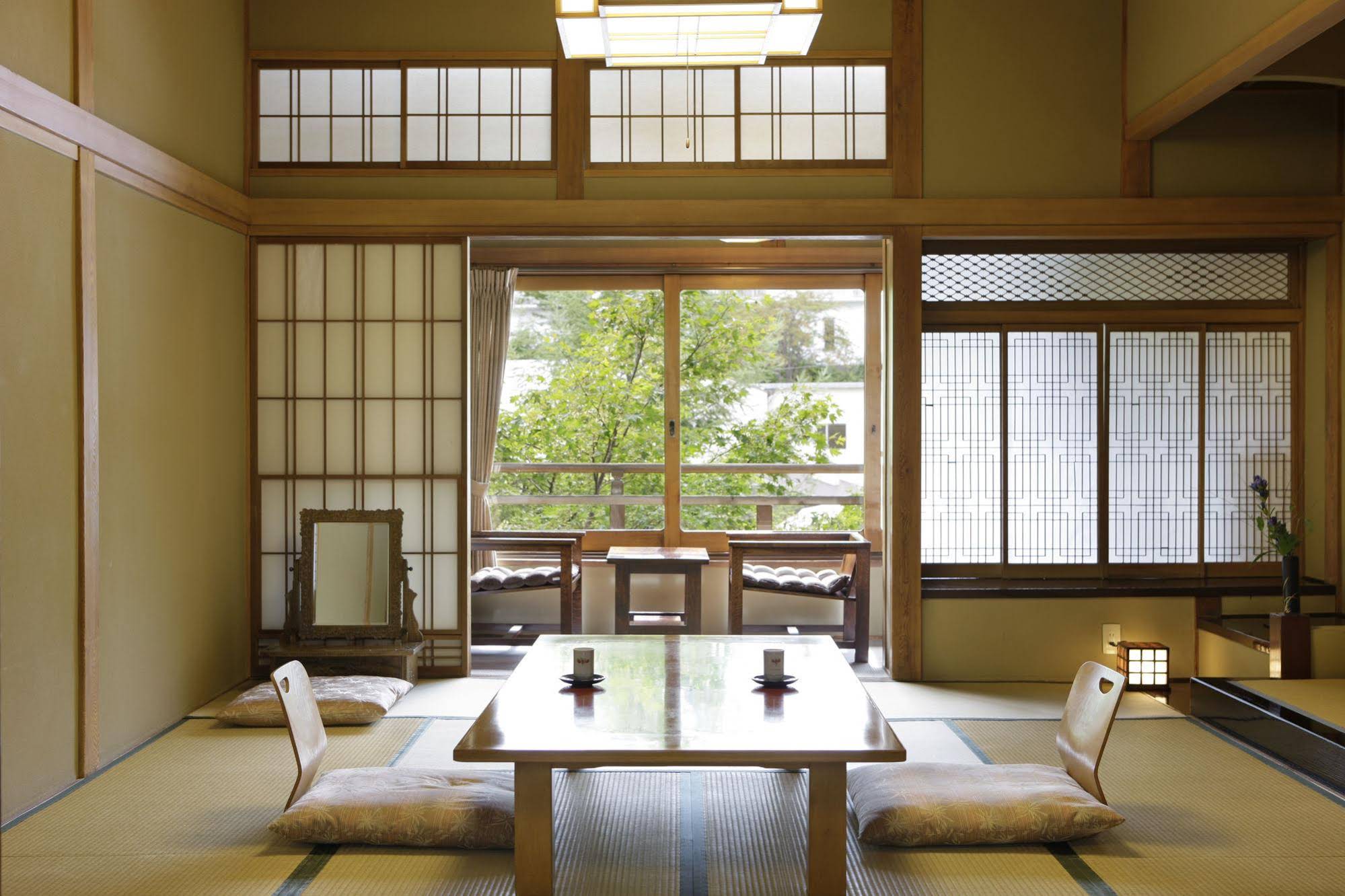 Kusatsu Hotel