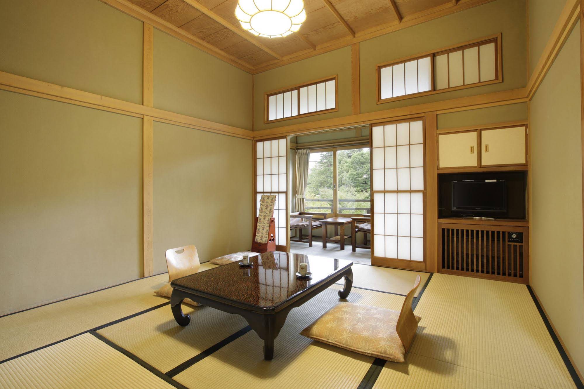 Kusatsu Hotel