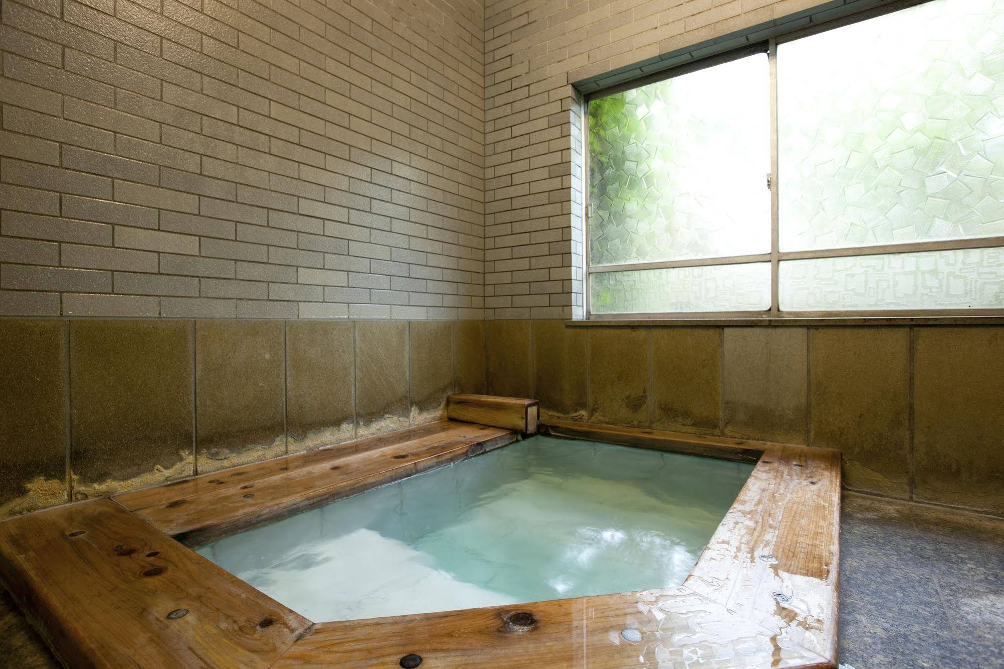 Kusatsu Hotel