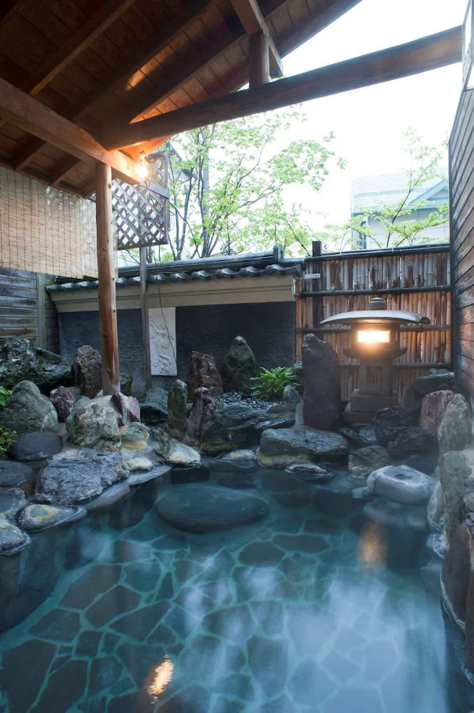 Kusatsu Onsen Kiyoshigekan